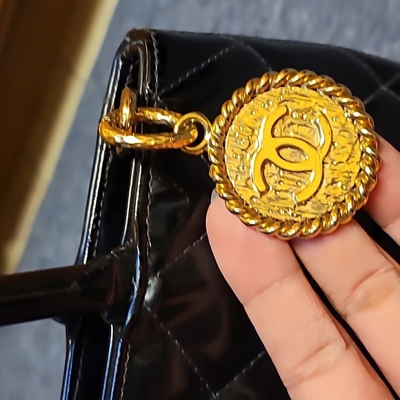 **SOLD**CHANEL Black Quilted Tote - Picture 3 of 14